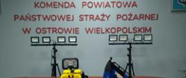 SPRZĘT DO RATOWNICTWA
- mobilna akumulatorowa najaśnica,
- dwa maszty oświetleniowe wraz z najaśnicami,
- lornetka,
- noże ratownicze,
- gwoździarka gazowa wraz z zestawem gwoździ,
