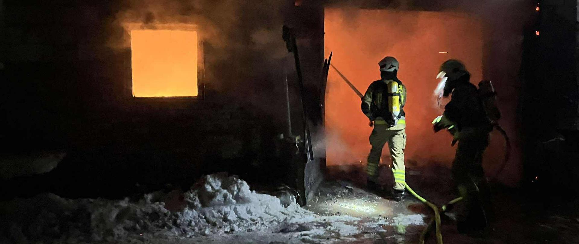 Wczorajszej doby interweniowaliśmy 7-krotnie, w tym podczas 3 pożarów.