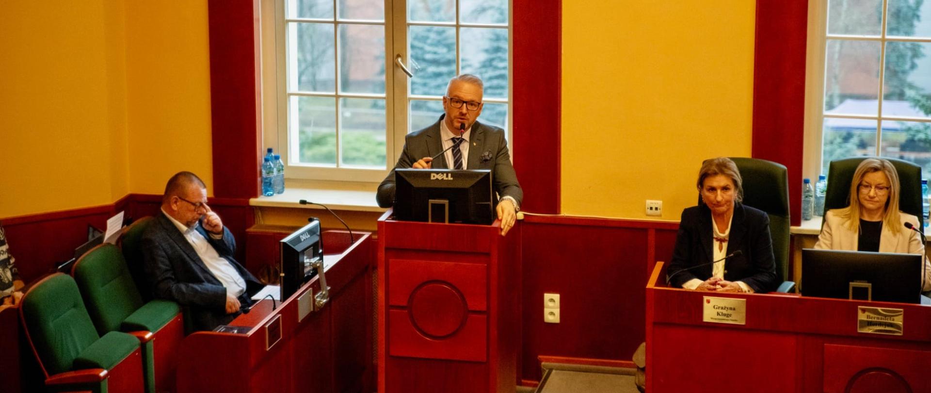 Wojewoda na LVI Sesji Sejmiku: aktywna rola Wojewody w rozwoju województwa warmińsko-mazurskiego