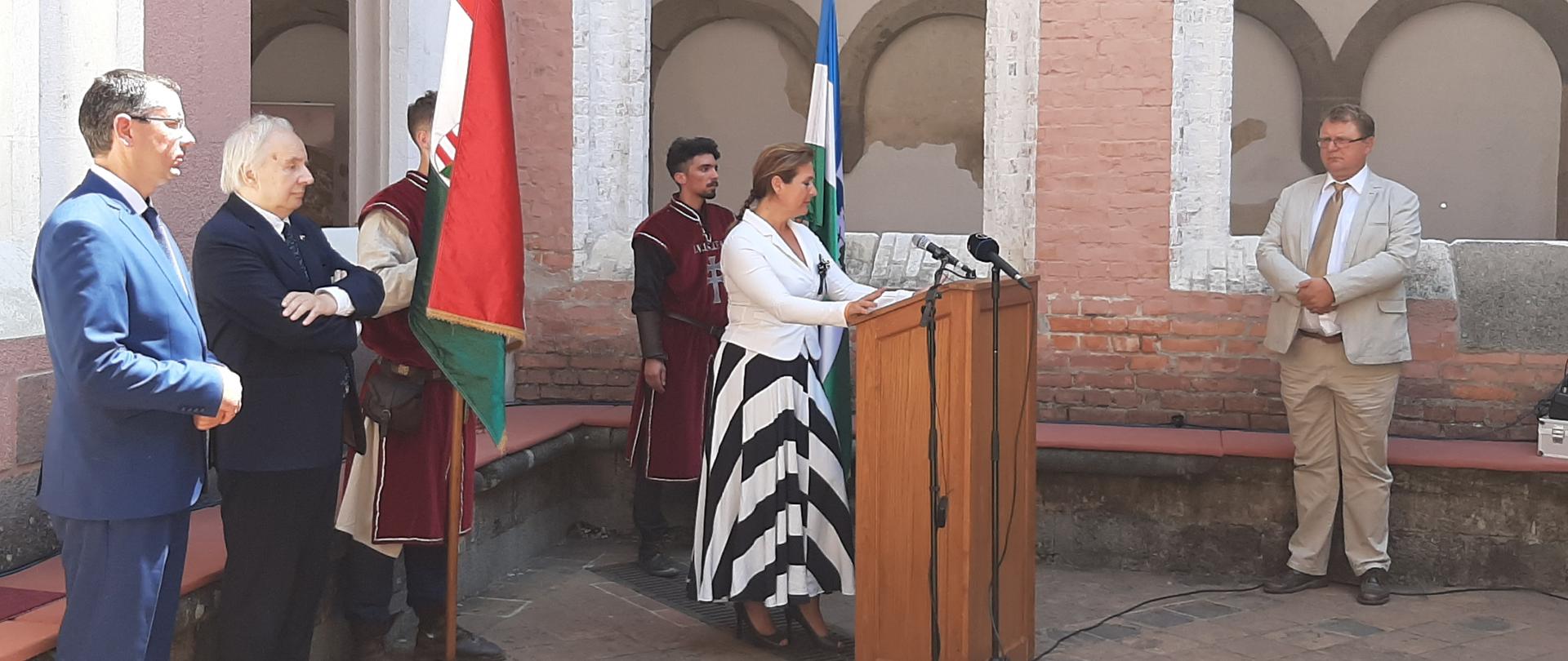 Otwarcie Wystawy „30 lat Współpracy Wyszehradzkiej 1991-2021" na Zamku w Wyszehradzie