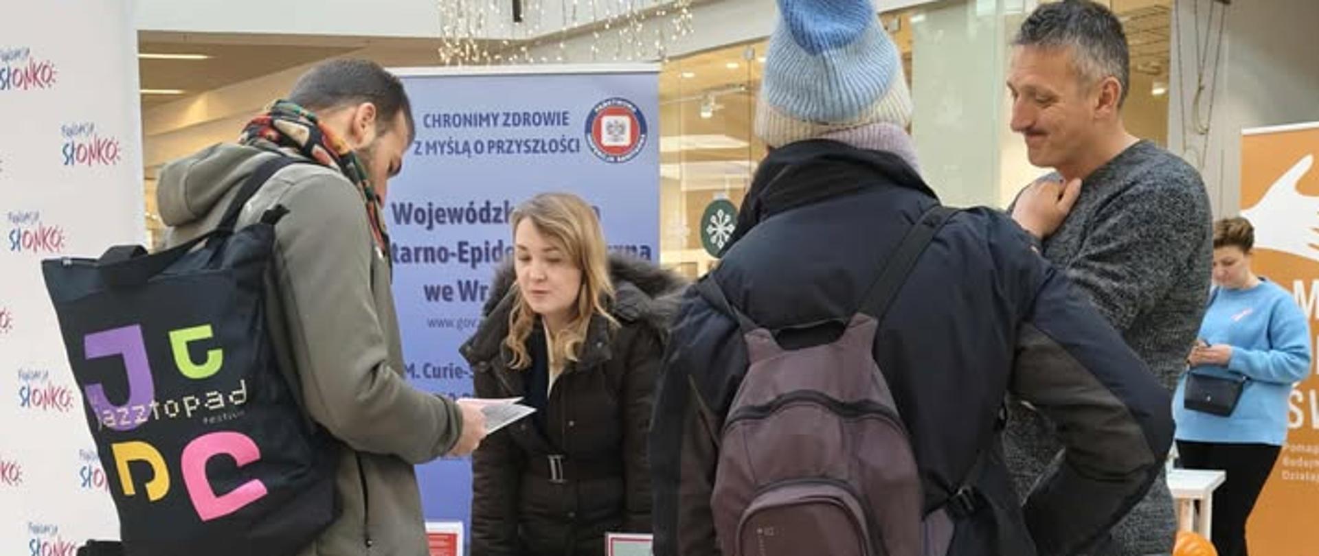 Osoby zasięgające porad w punkcie konsultacyjnym