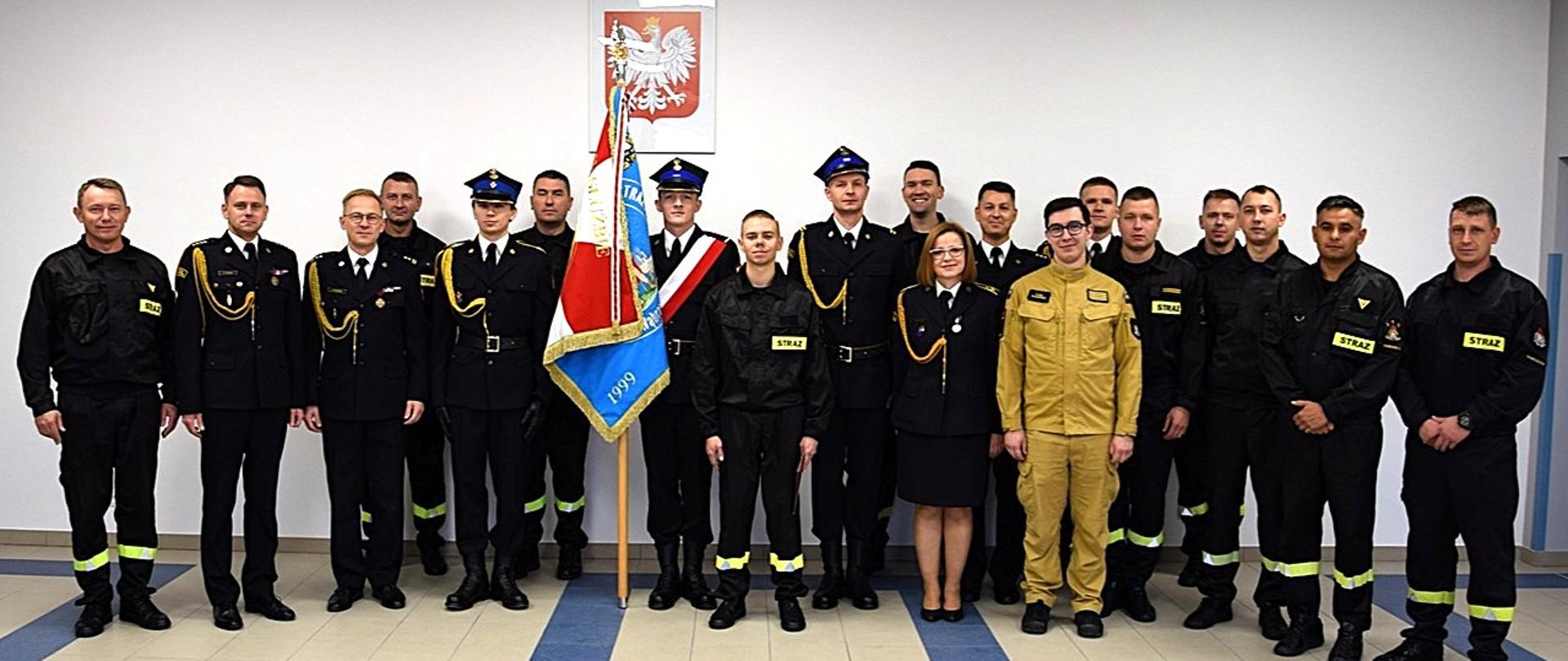 Uroczyste ślubowanie strażaka Andrzeja Moszkowicza.