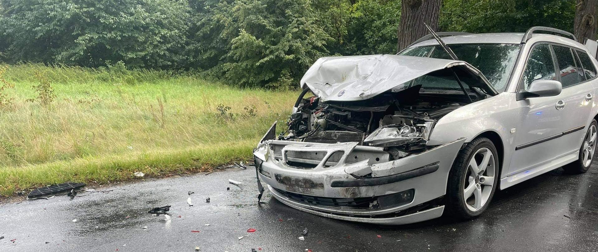 Zderzenie sam. osobowego z zestawem rolniczym