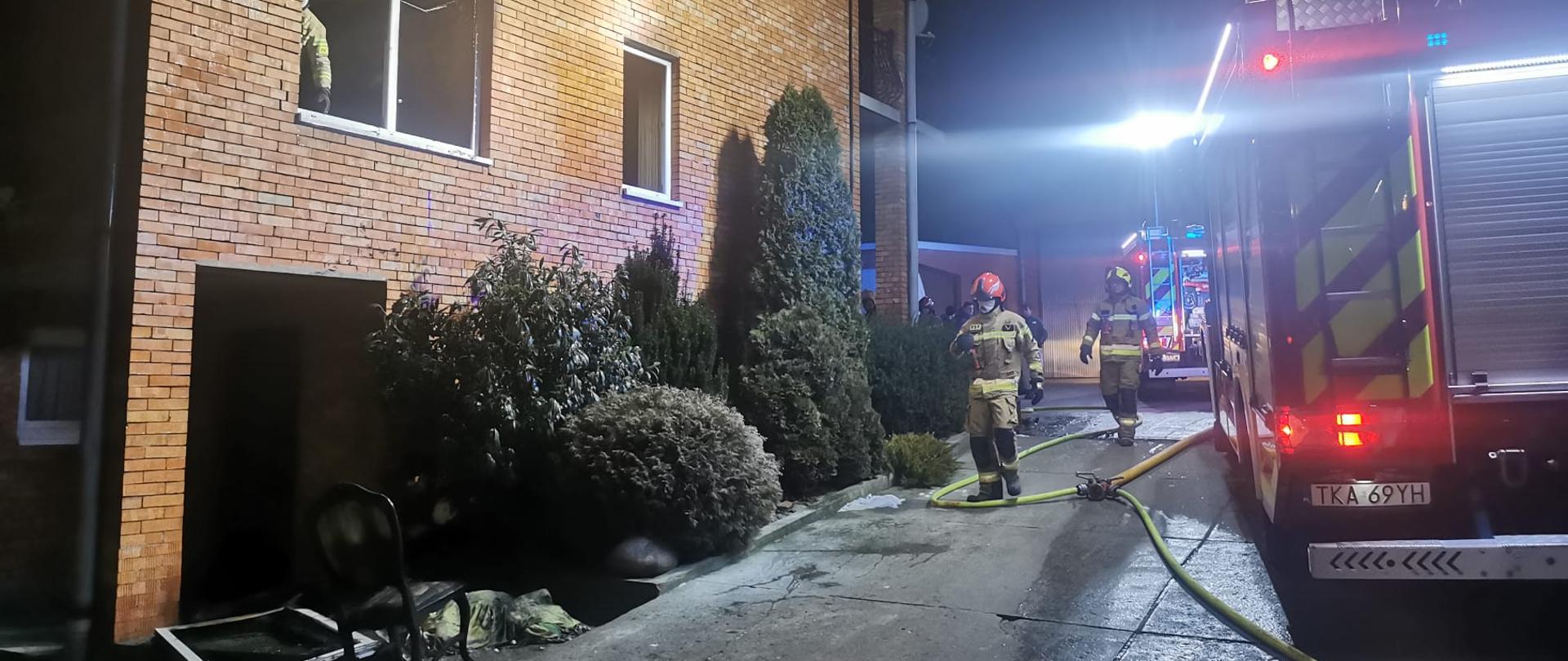 Pożar domu w miejscowości Skalbmierz – powiat kazimierski.