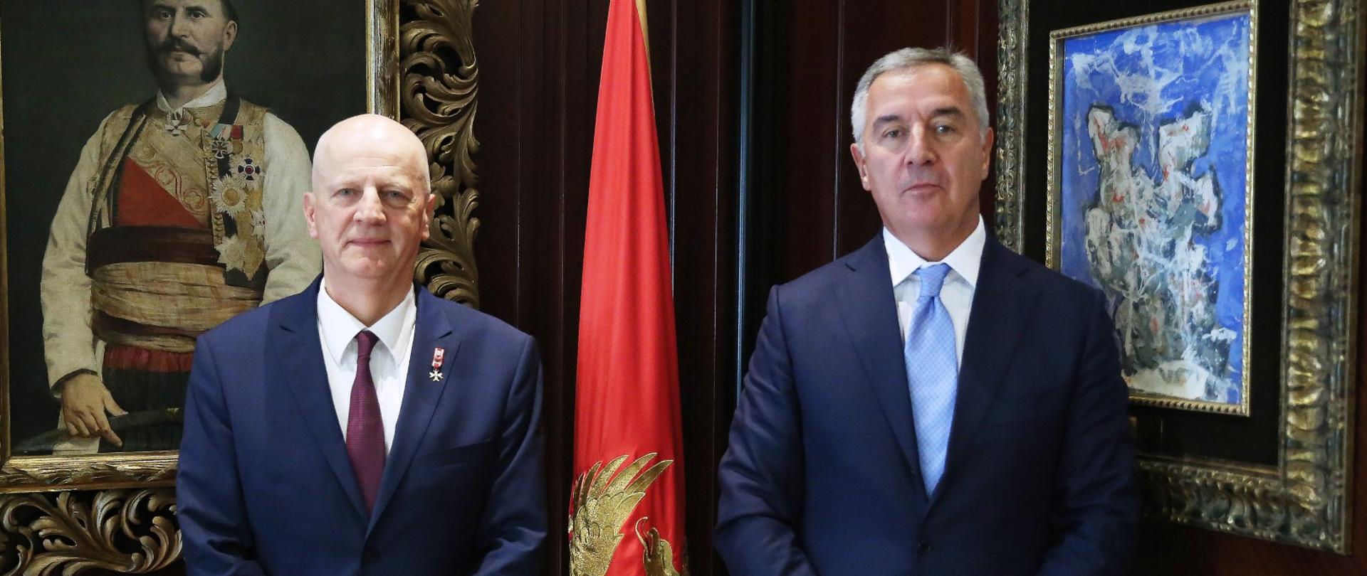 Ambasador Artur Dmochowski odznaczony Orderem Flagi Czarnogóry