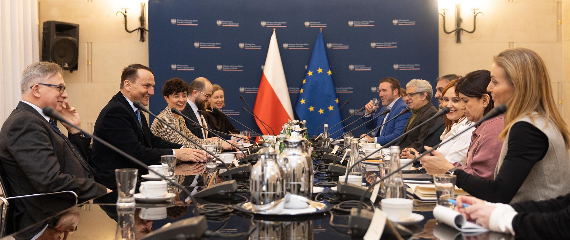 Deputy Prime Minister Radosław Sikorski meets journalists from Latin America