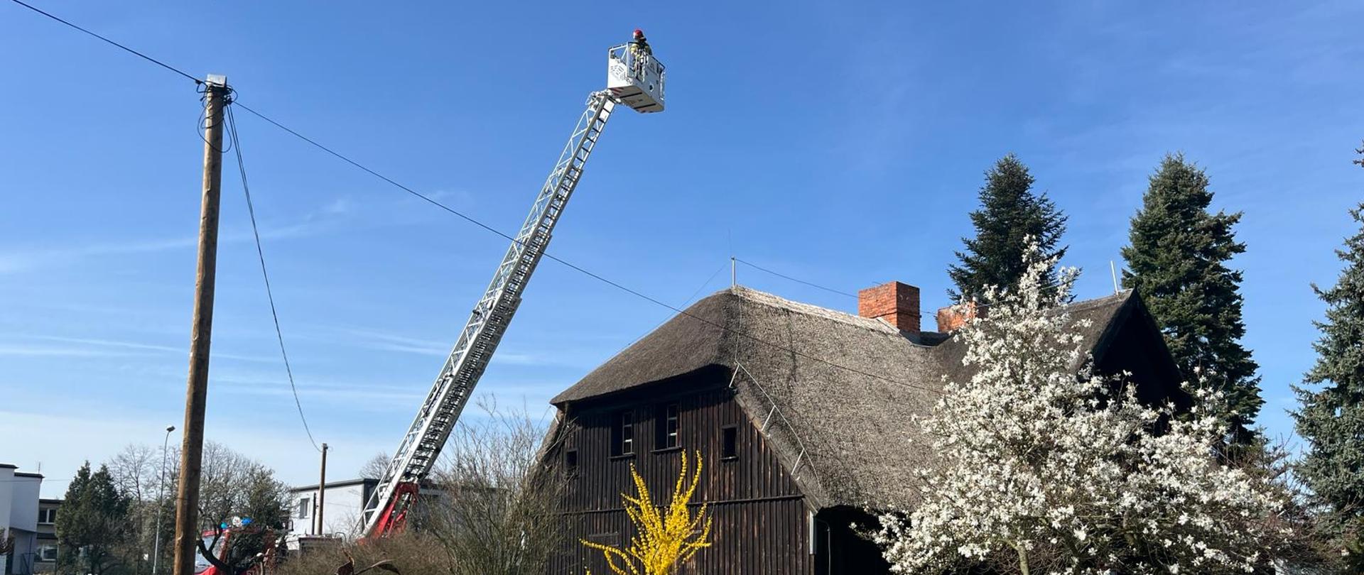 Budynek Muzeum oraz drabina mechaniczna z PSP 