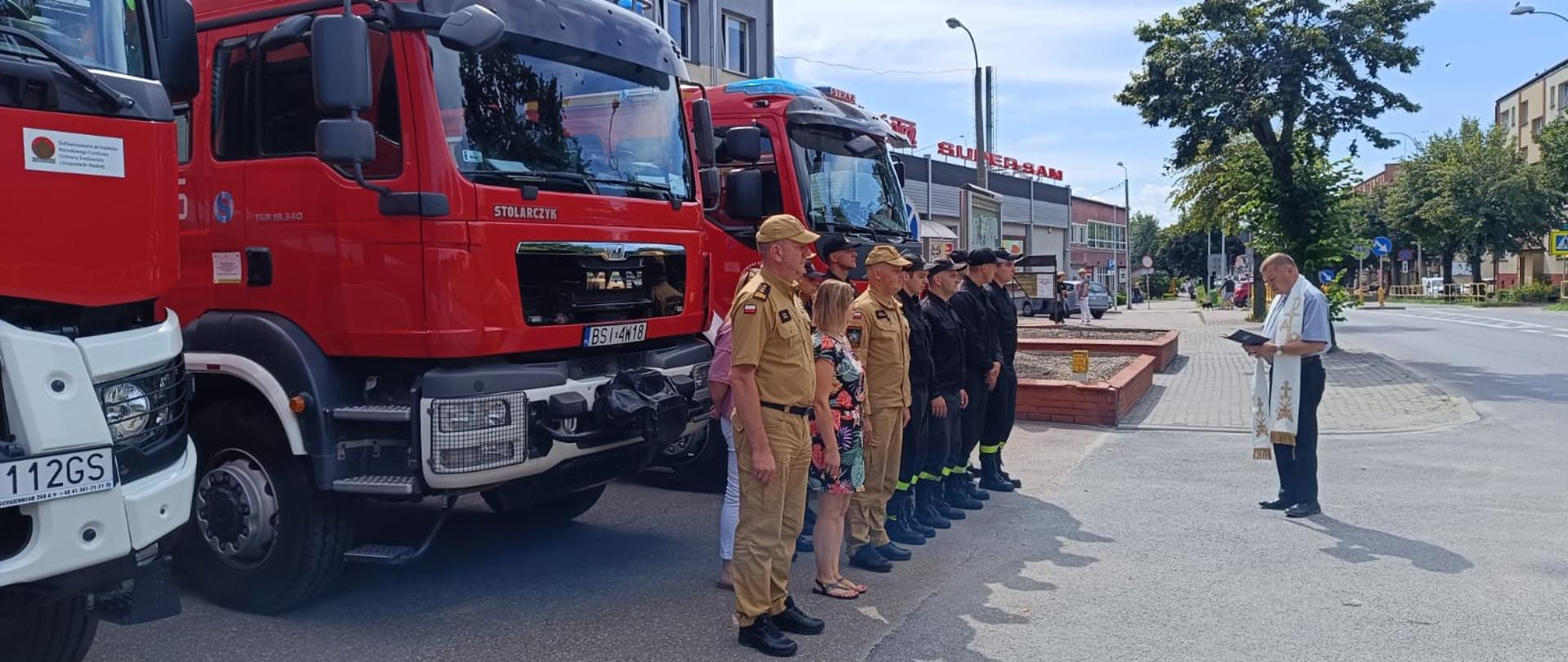 Poświęcenie pojazdów ratowniczo-gaśniczych w KP PSP Siemiatycze