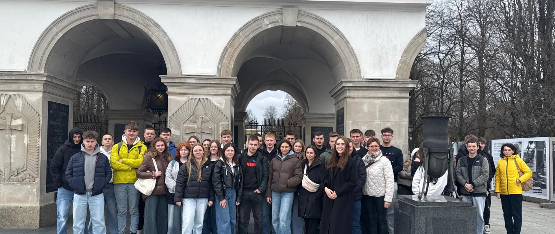 Młodzież ZSCKR na Giełdzie Papierów Wartościowych