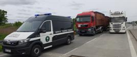 Miejsce kontroli przewozów odpadów na odcinku ekspresowej „ósemki” w pobliżu Radzymina. W działaniach brali udział funkcjonariusze mazowieckiej Inspekcji Transportu Drogowego wraz z inspektorami Inspekcji Ochrony Środowiska.