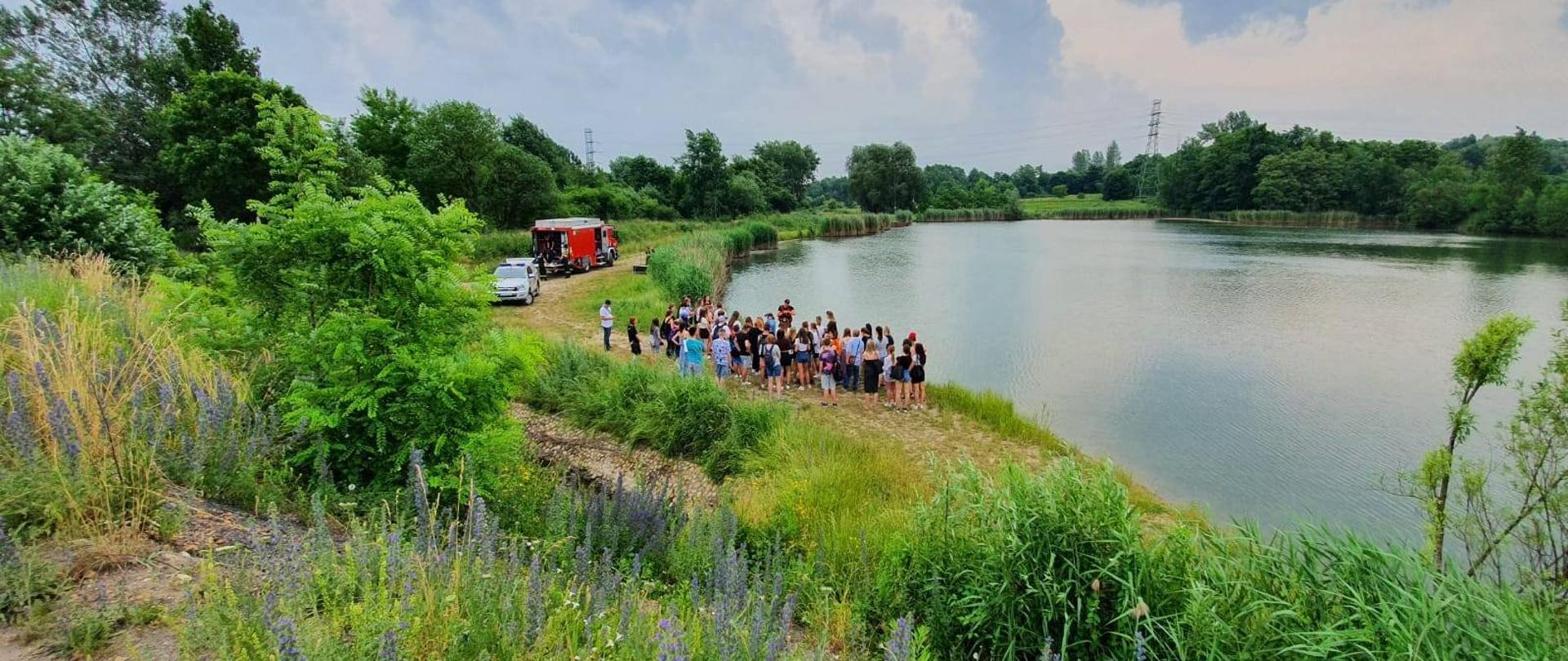 Bezpiecznie nad wodą