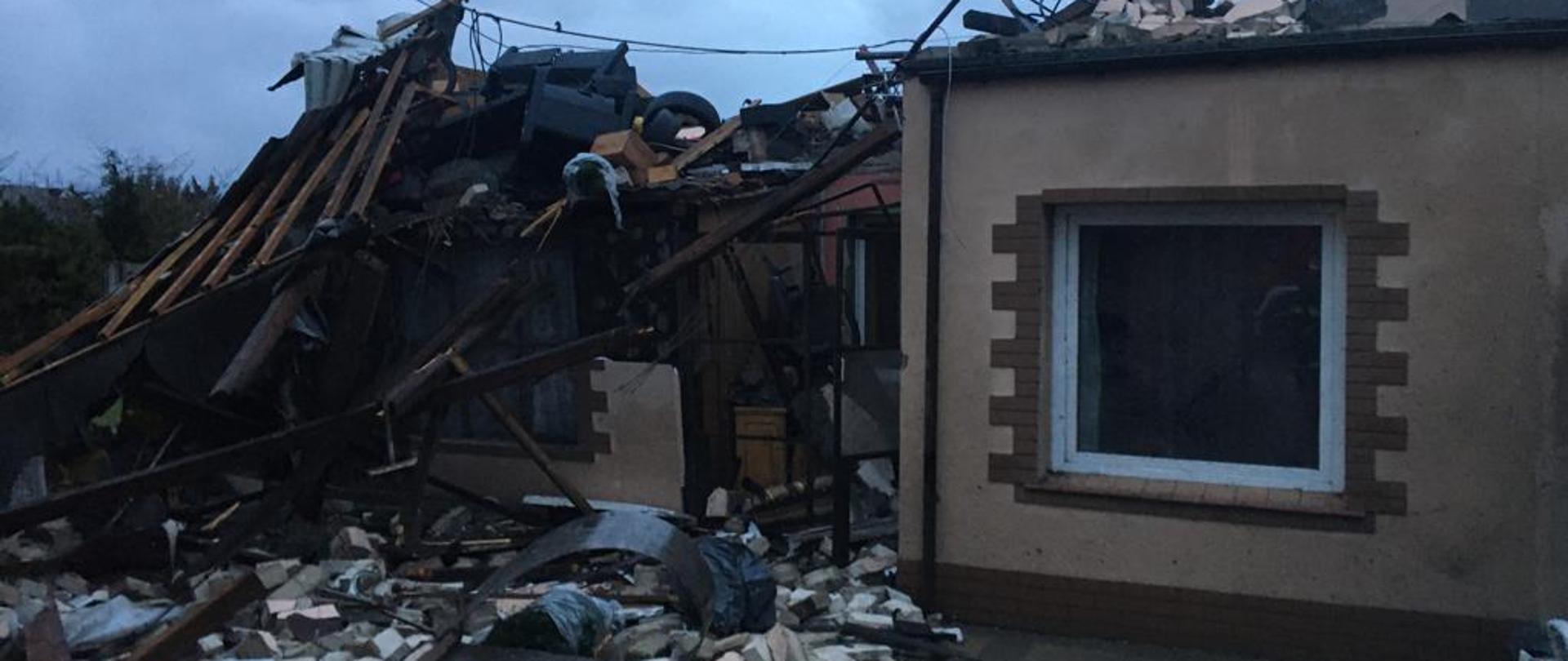 Połowa budynku mieszkalnego zrównana z ziemią przez silny wiatr