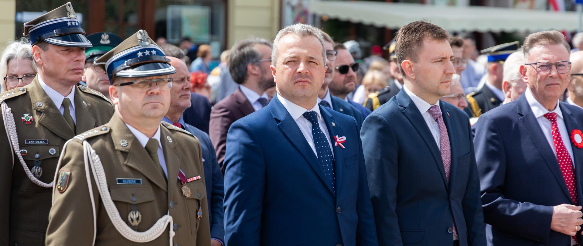 Wiele osób podczas obchodów