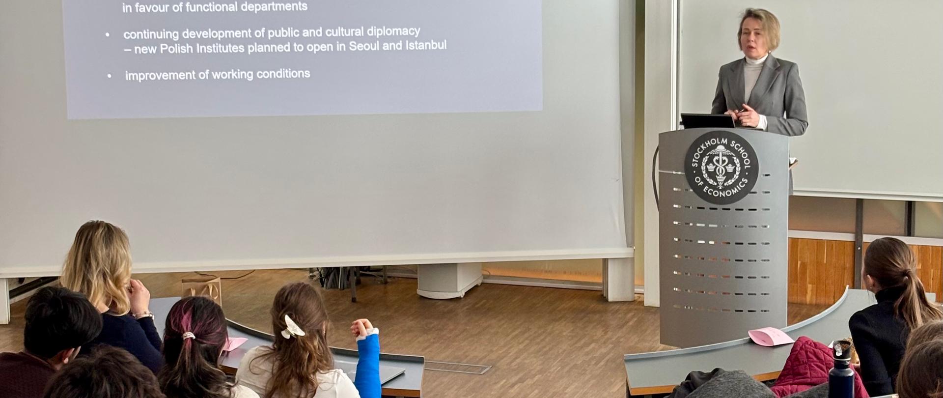 Spotkanie ze studentami Wyższej Szkoły Handlowej w Sztokholmie 3