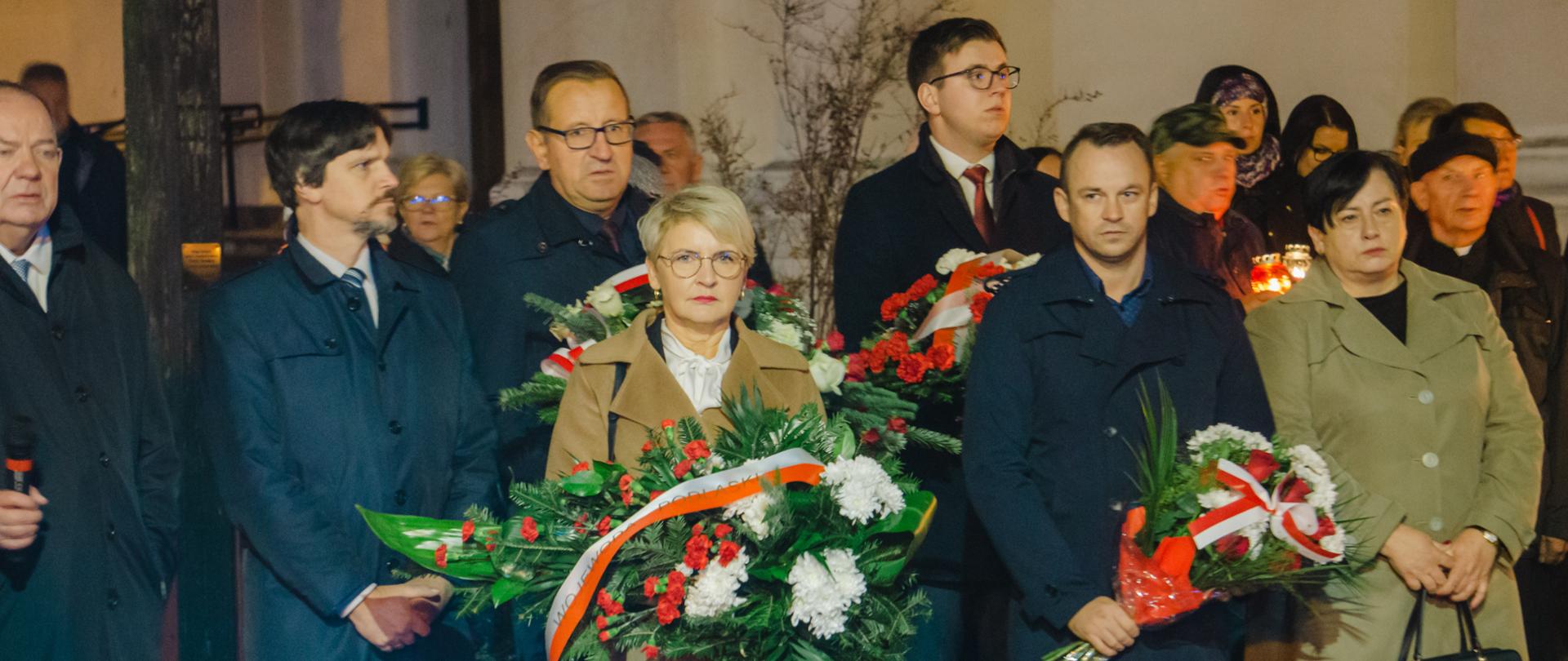 Suwałki: Wicewojewoda podlaska Bogusława Szczerbińska uczciła 38. rocznicę śmierci bł. ks. Jerzego Popiełuszki