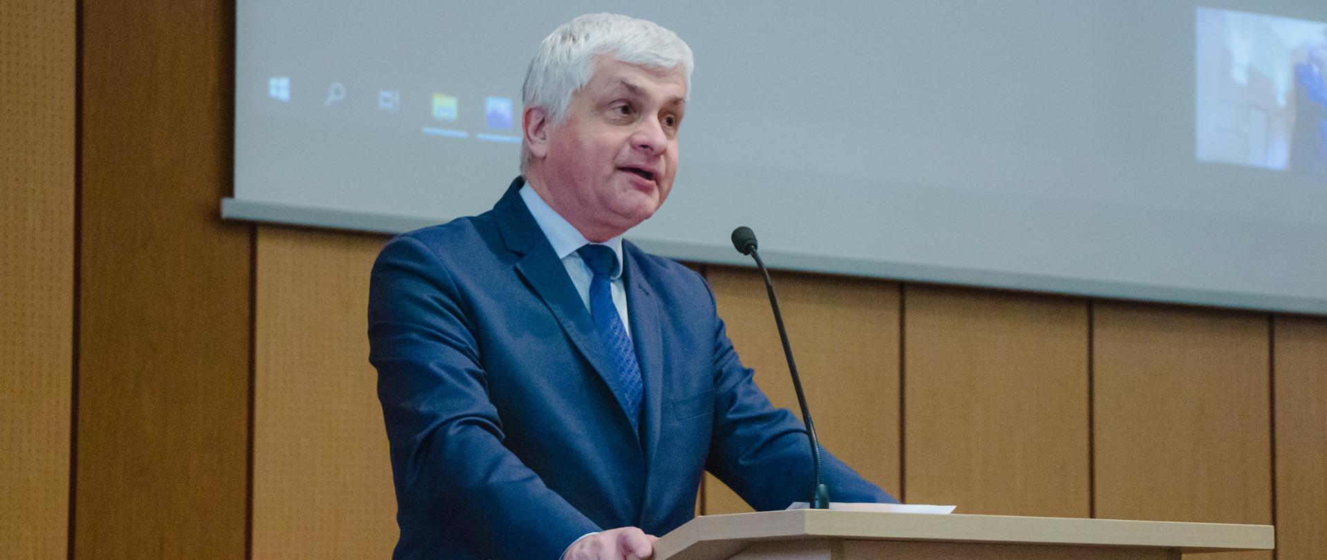 O farmakologii geriatrycznej na konferencji naukowo-szkoleniowej