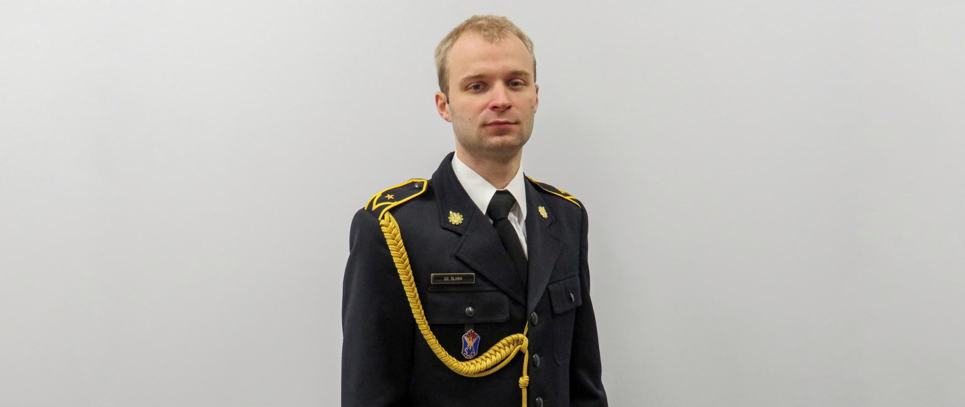 młodszy aspirant Szymon Śliwa - Oficer Prasowy Komendanta Powiatowego PSP w Choszcznie