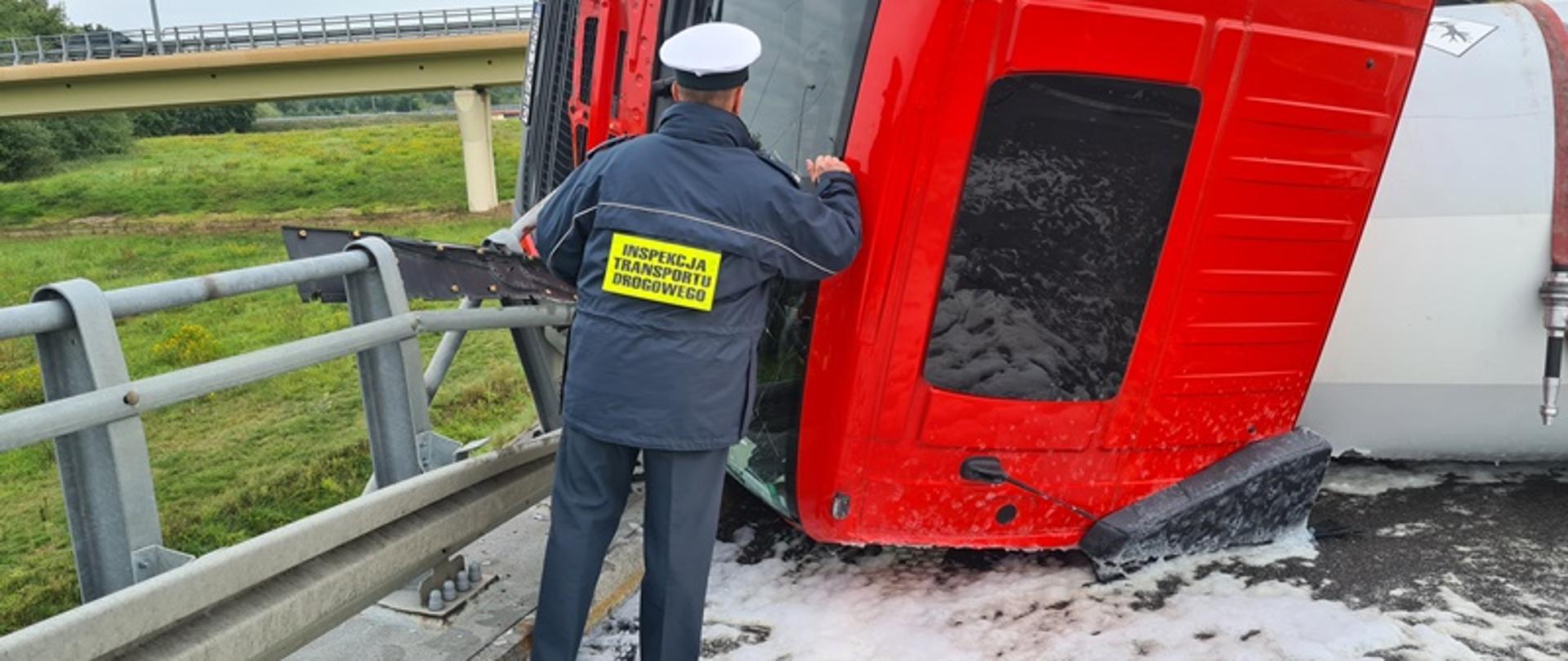 GROŹNY WYPADEK NA WĘŹLE KLUCZ Z UDZIAŁEM ADR