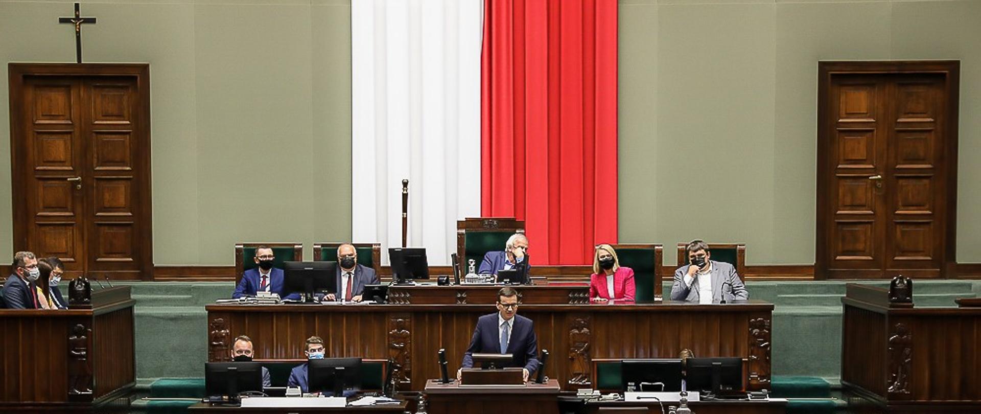 Premier Mateusz Morawiecki podczas posiedzenia Sejmu.
