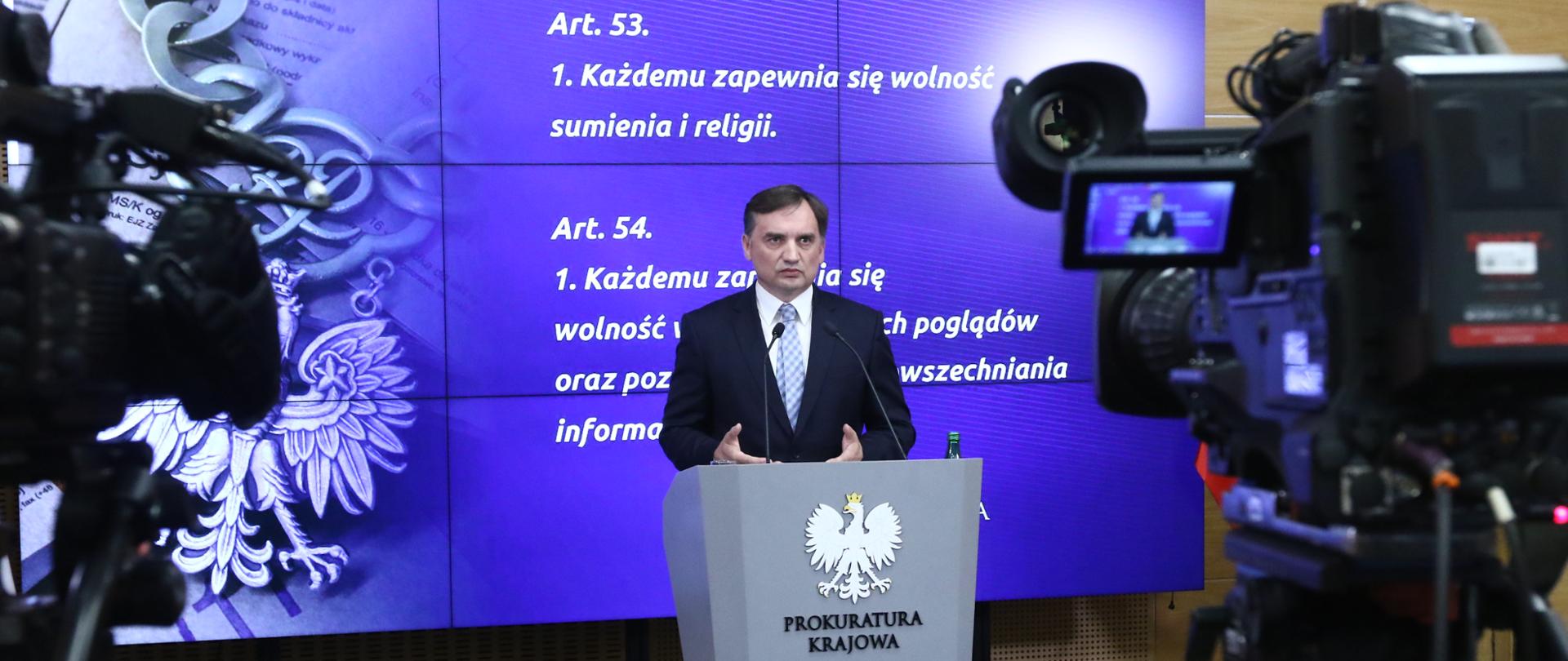 
Skandaliczne umorzenie sprawy napaści na działacza organizacji pro-life
