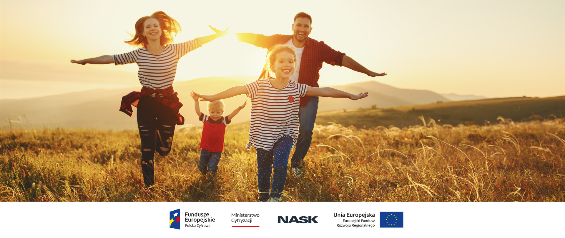 Zdjęcie przedstawiające rodzinę na wakacjach 