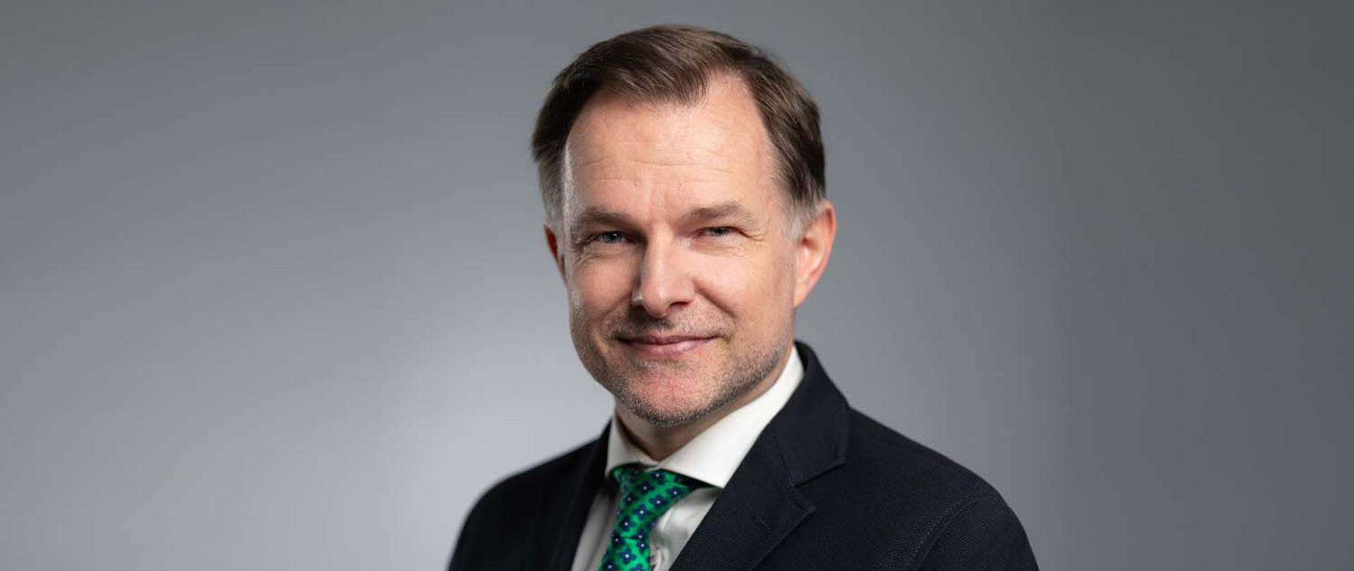 KONSUL GENERALNY RP MACIEJ BERNATOWICZ