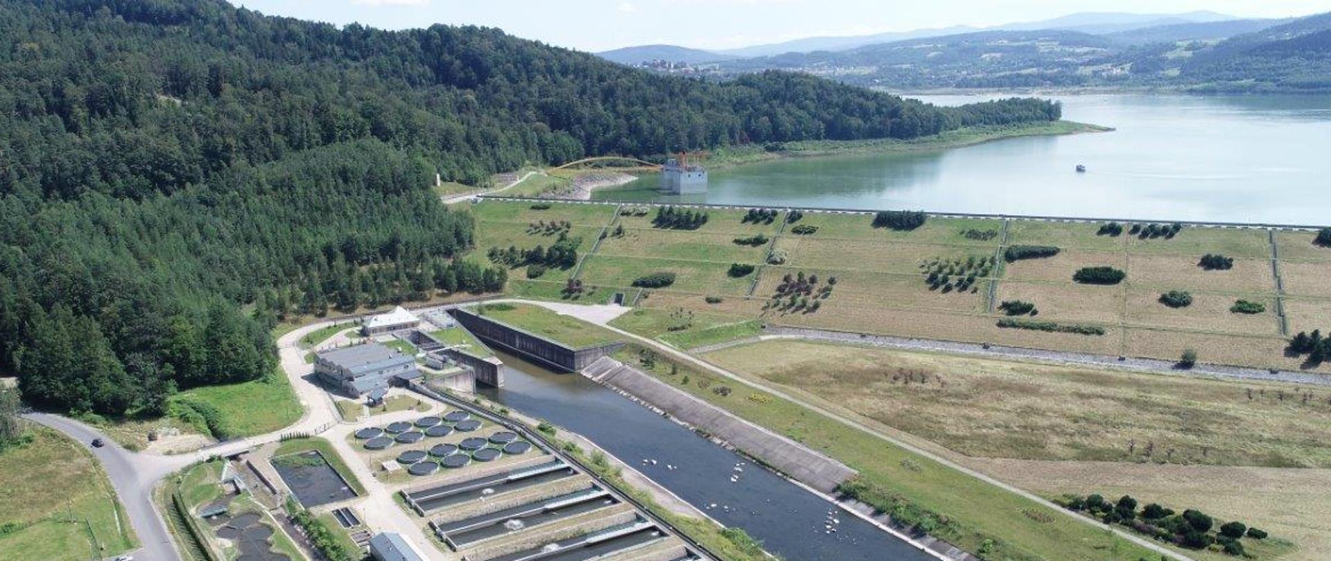 Budynek Ośrodka Zarybieniowego przy Zbiorniku Wodnym Świnna Poręba