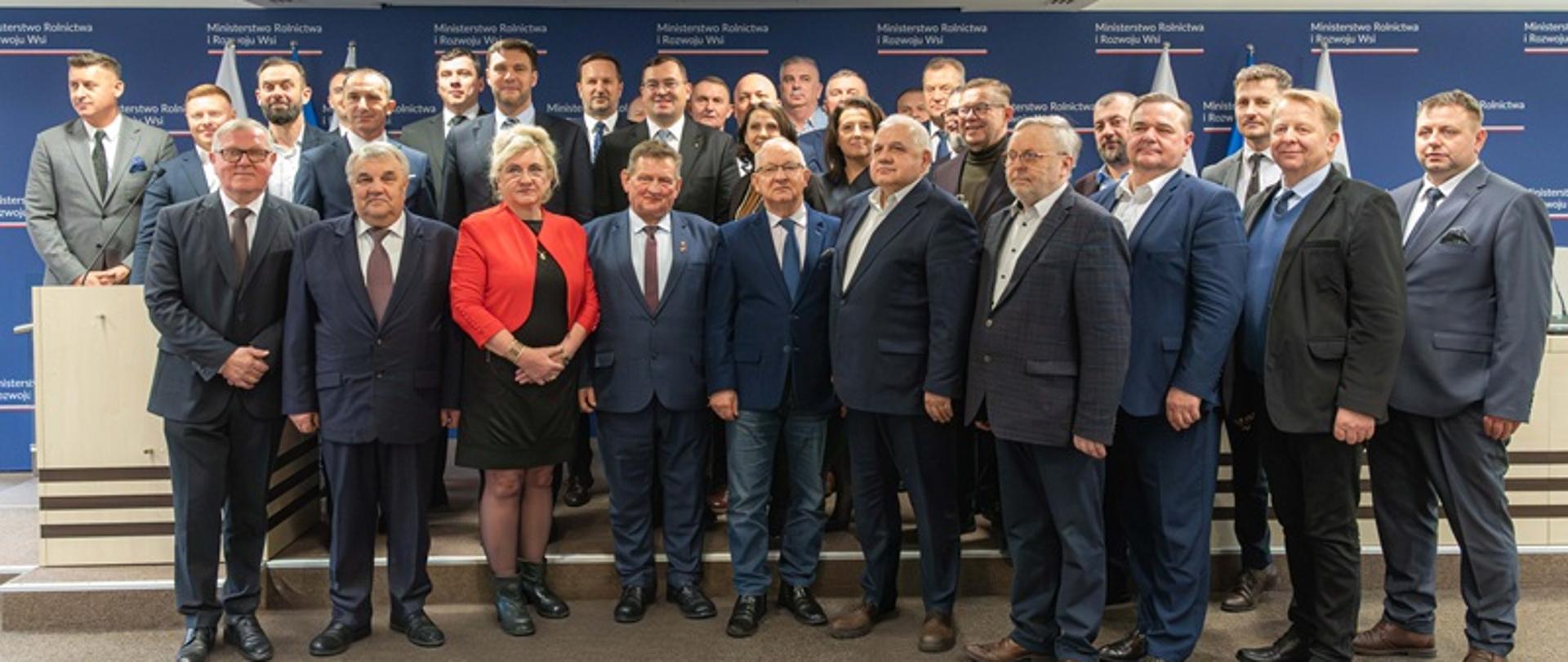 Grupowe zdjęcie Rady Rolników