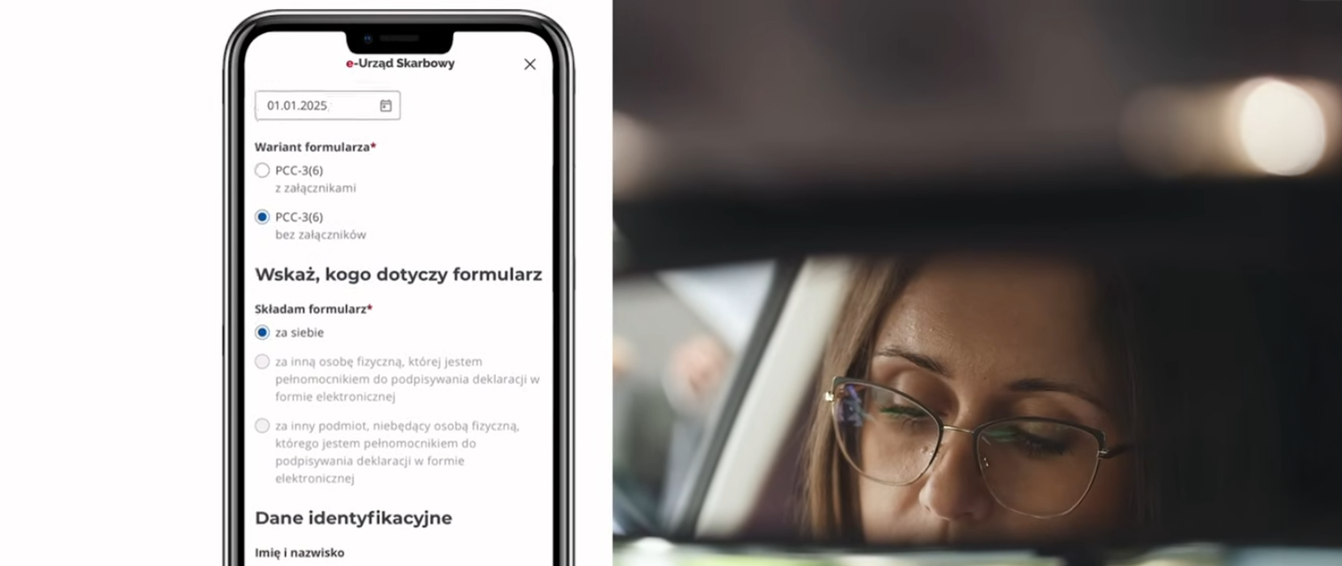 Po lewej stronie ekran smartfona z formularzem e‑Urzędu Skarbowego zawierającym pola wyboru i dane identyfikacyjne; po prawej widoczne wnętrze samochodu z lusterkiem, w którym odbija się osoba siedząca w pojeździe.