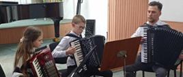 Trio akordeonowe - uczennica, uczeń, nauczyciel