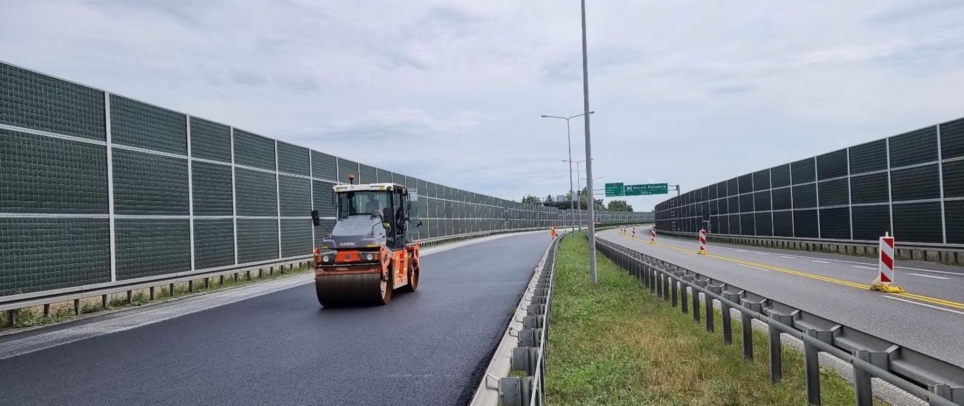 Na zdjęciu prace remontowe na odcinku S11