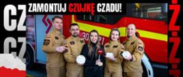Infografika przedstawia strażaków z czujkami czadu i dymu oraz redaktor Radia Zet na tle pojazdu pożarniczego