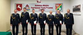 Na zdjęciu funkcjonariusze KM PSP w Koninie podczas uroczystości ślubowania oraz wręczenia awansów.