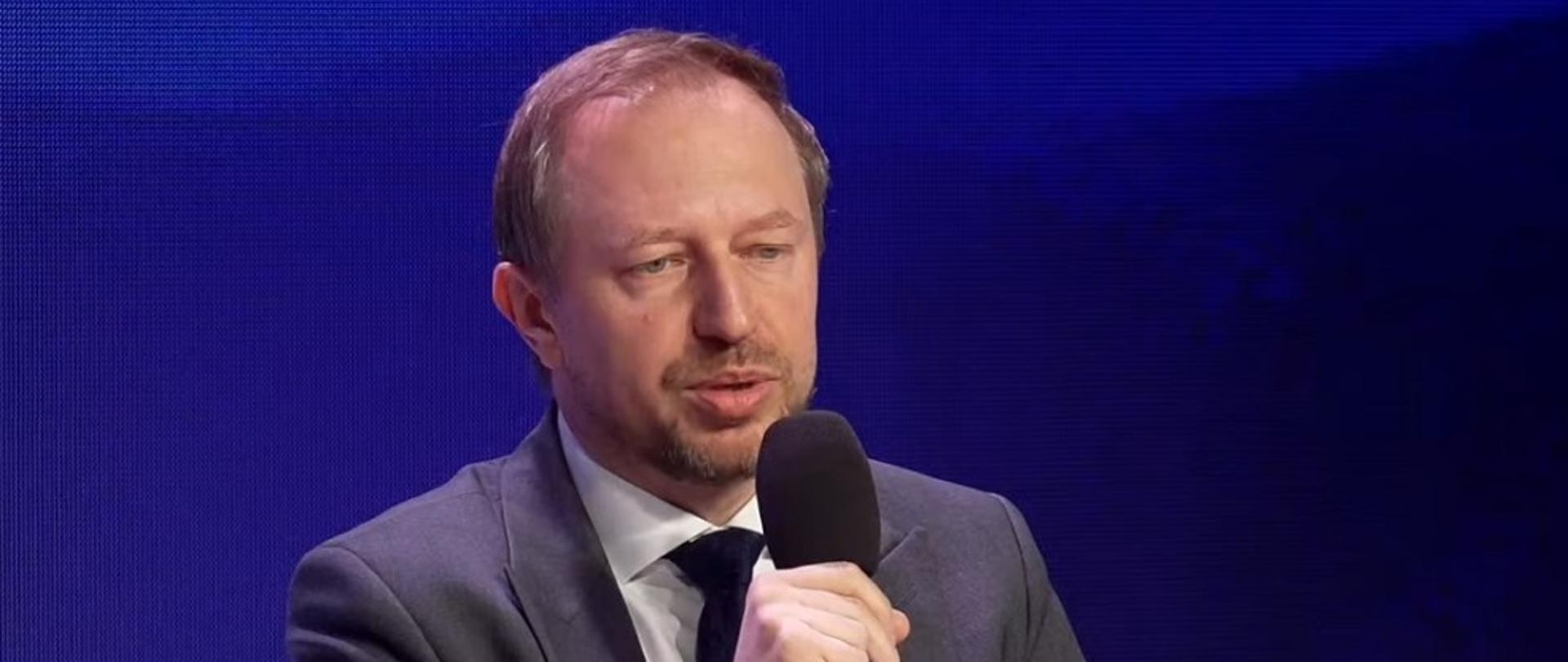 Wiceminister Wojciech Wrochna