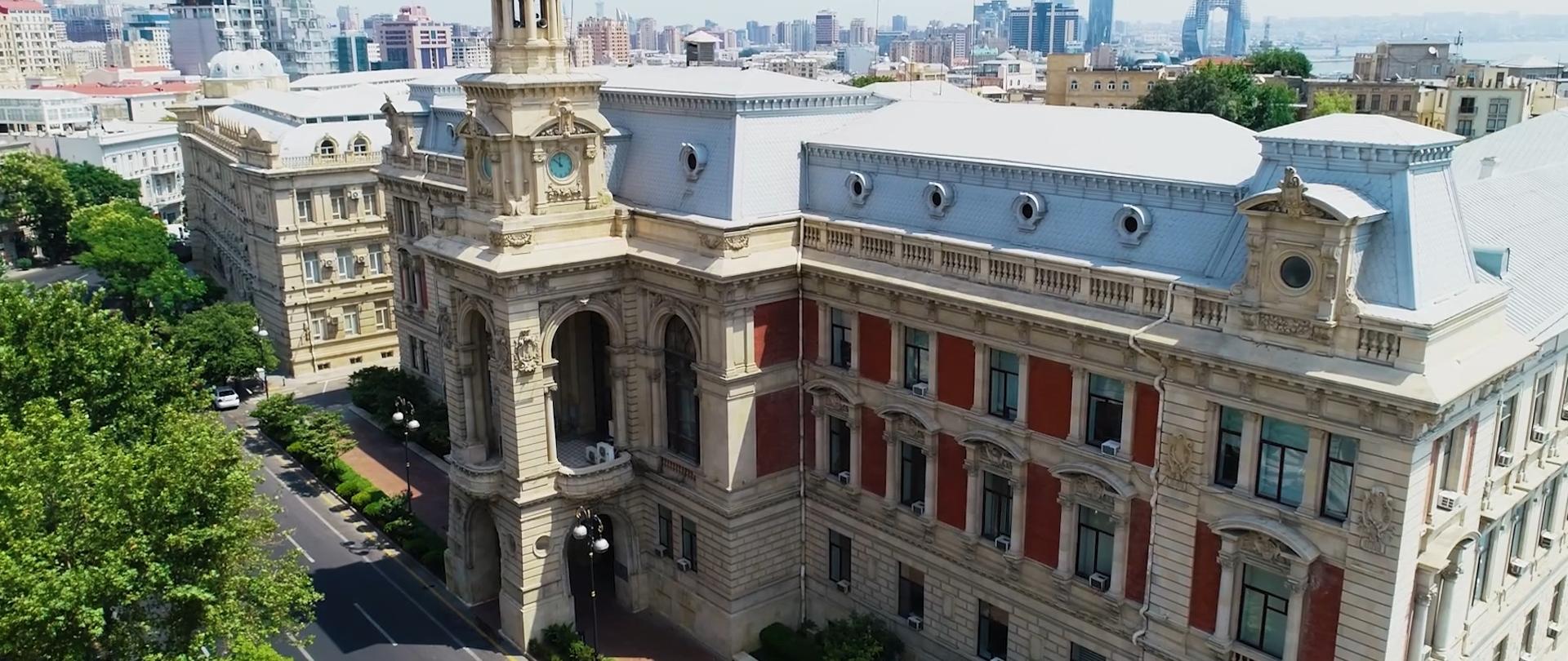 Bakı Şəhər İcra Hakimiyyətinin binasının, foto: Polşa Respublikasının Bakıdakı Səfirliyi