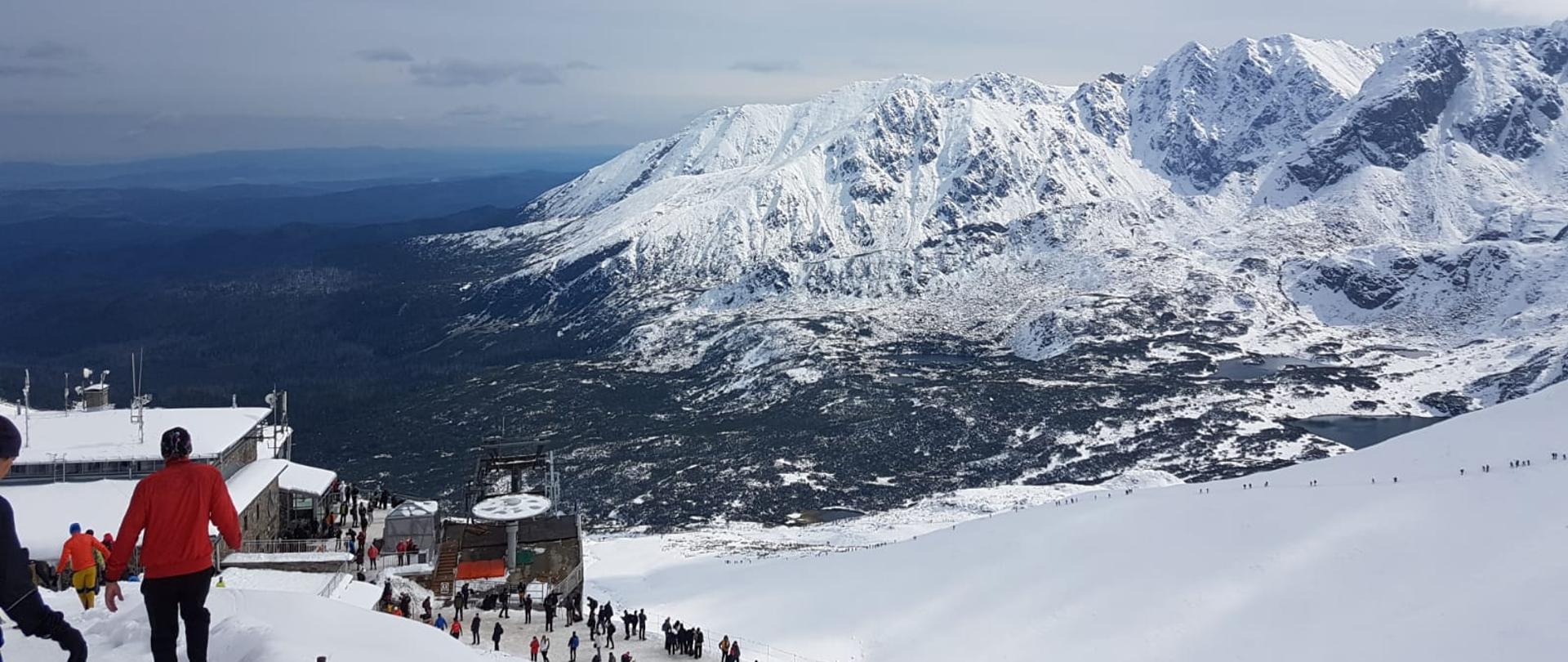 Widok z Kasprowego Wierchu na góry