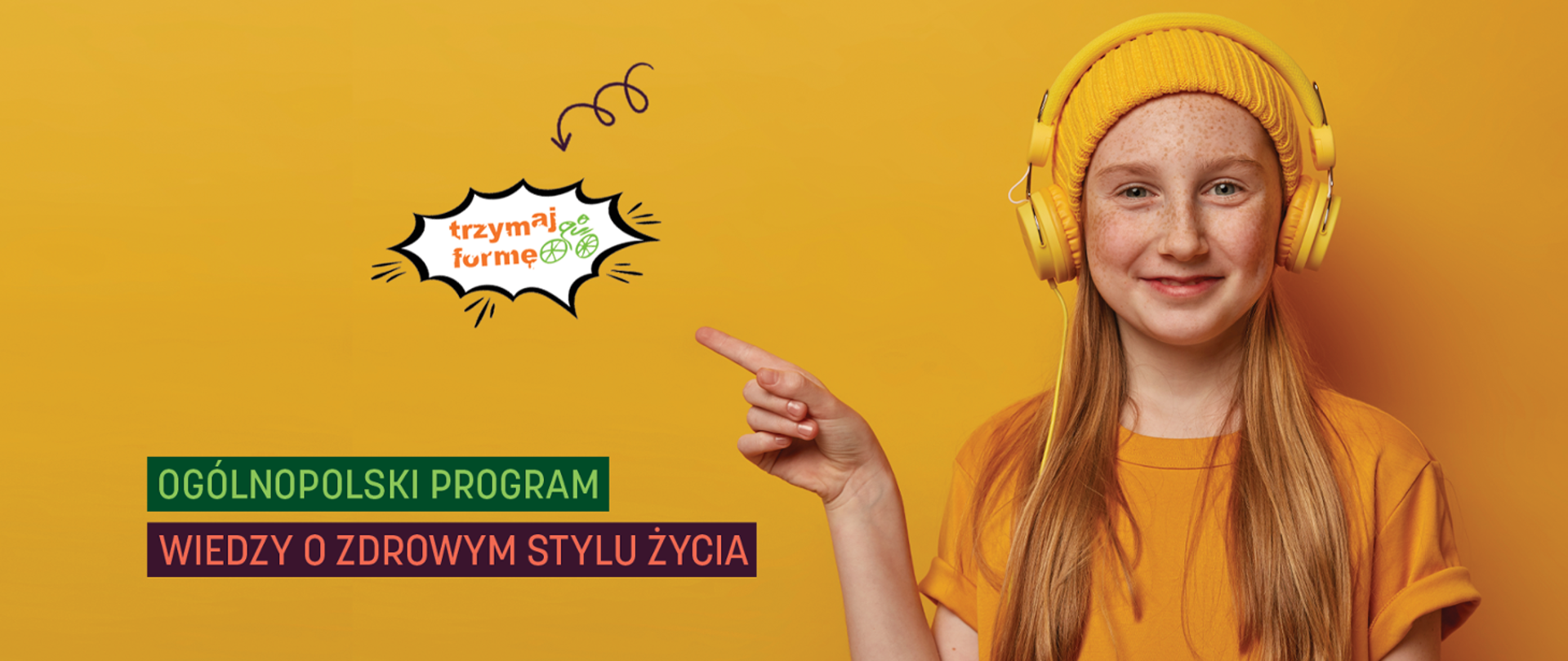 PROGRAM TRZYMAJ FORMĘ na zdjęciu usmiechnięta dziewczynka na żółtym tle