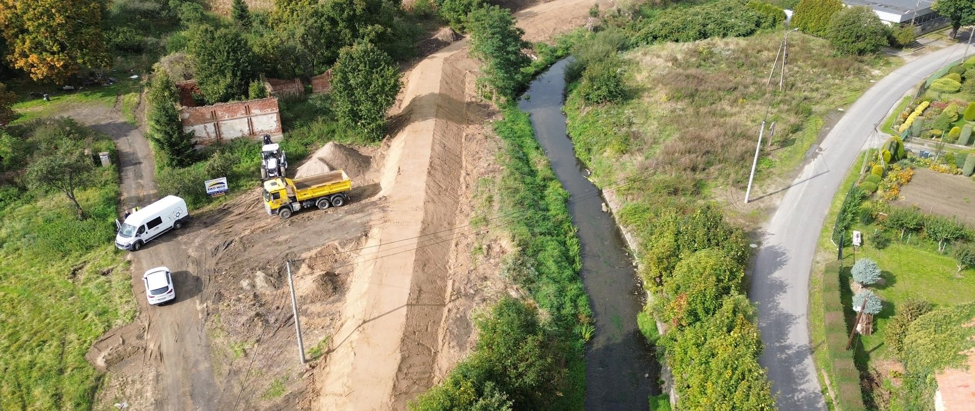 Briefing prasowy w miejscowości Nowizna.