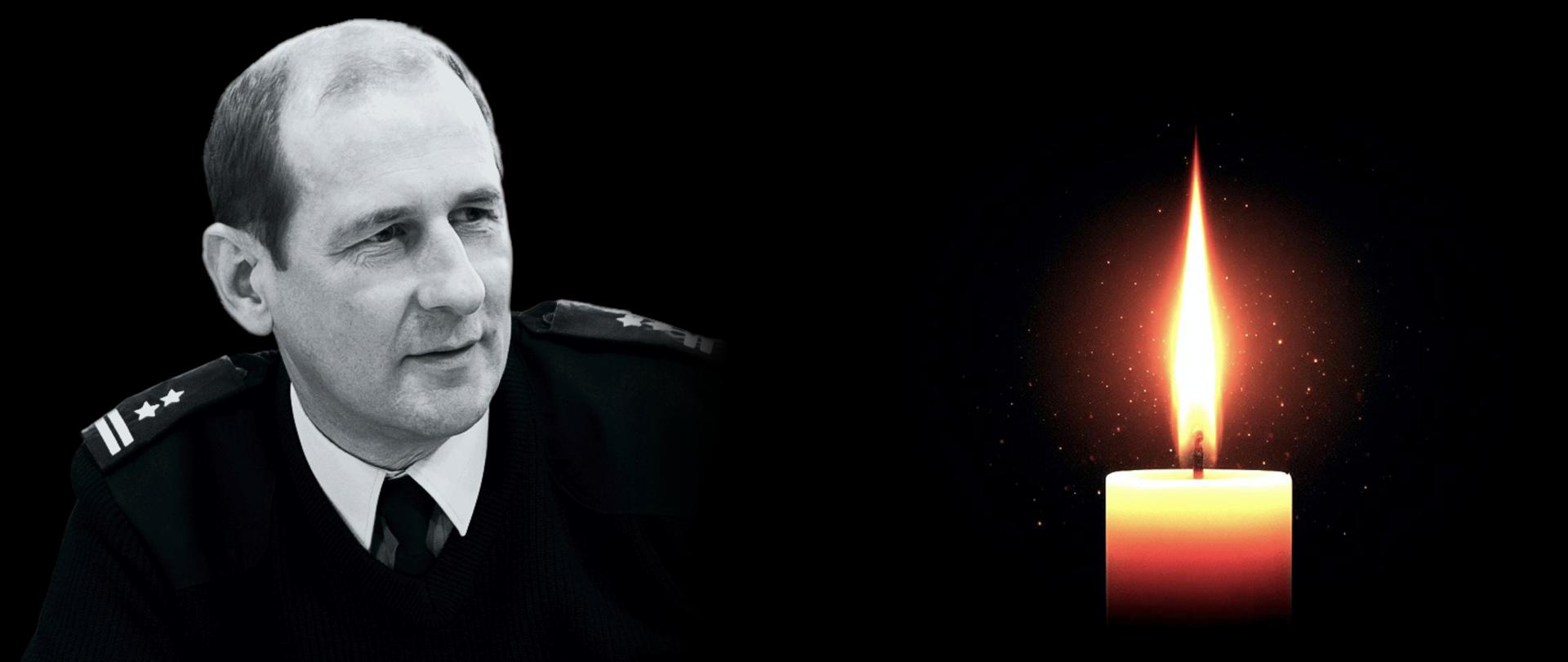 Zdjęcie ilustracyjne. Po prawej stronie płonąca świeca, po lewej stronie zdjęcia funkcjonariusz Państwowej Straży Pożarnej w stopniu brygadiera. Świeca i strażak są na czarnym tle. 