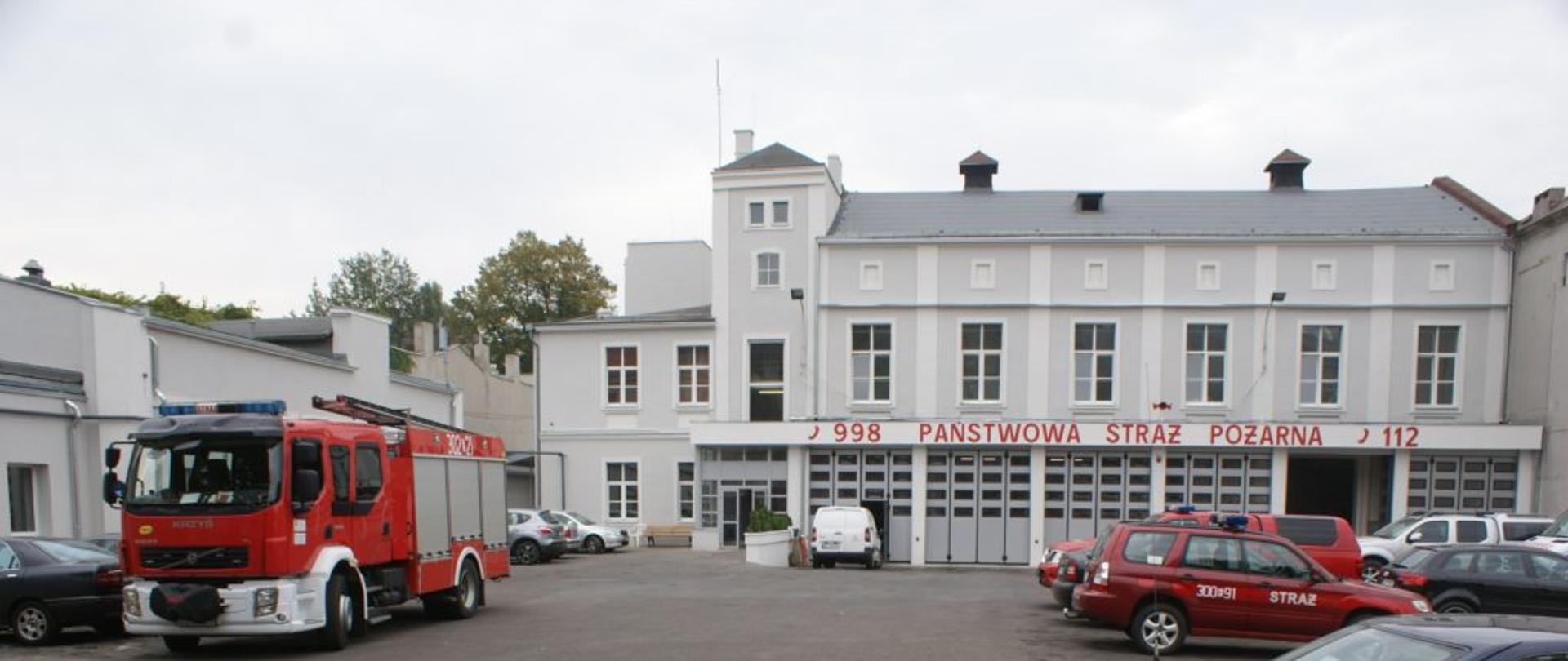 Na zdjęciu Jednostka Ratowniczo-Gaśnicza Nr 2 w Łodzi