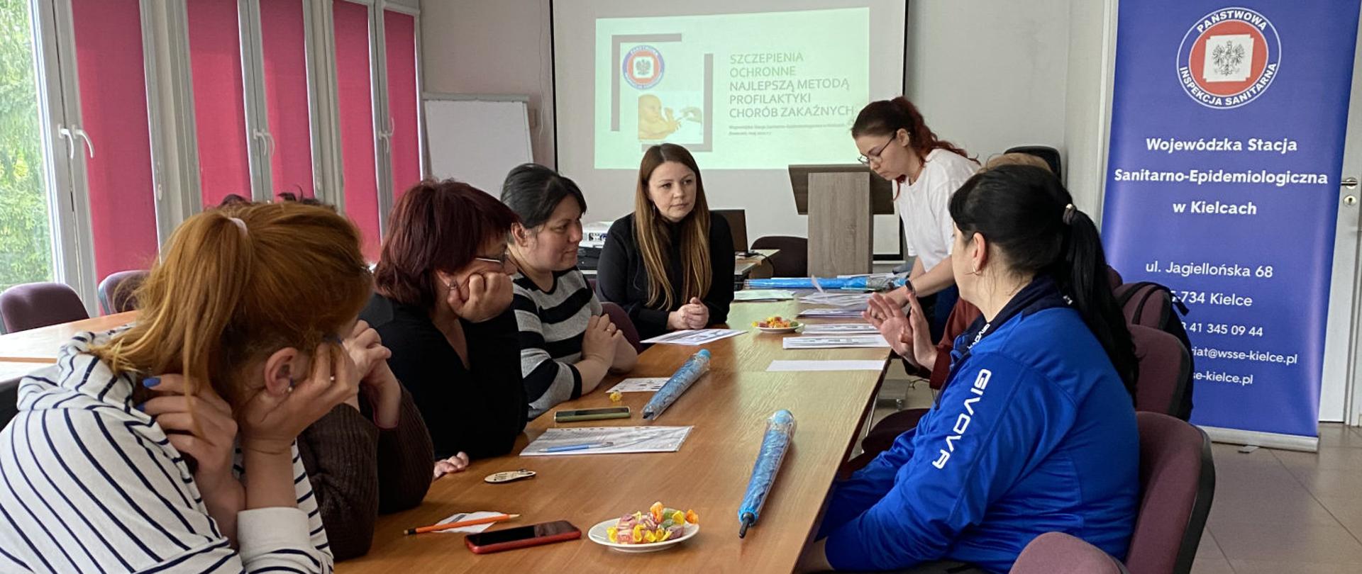 Akcja informacyjna promująca szczepienia ochronne wśród uchodźców z Ukrainy