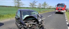 Zderzenie dwóch samochodów osobowych marki MERCEDES A180 oraz FORD FIESTA na 32. kilometrze drogi wojewódzkiej nr 187 na wysokości miejscowości Popówko.