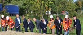 Minister infrastruktury Andrzej Adamczyk wziął udział w inauguracji rozbudowy drogi krajowej nr 94 przez Modlnicę 