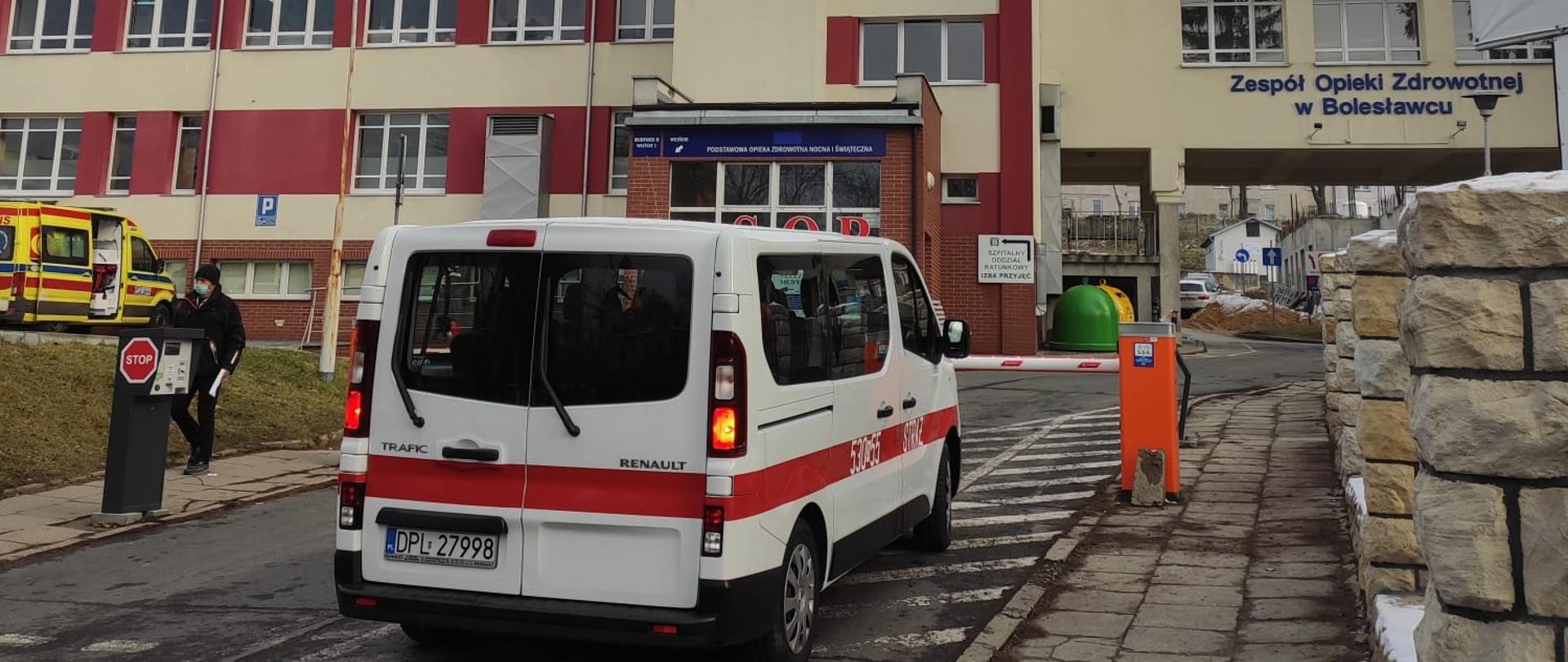 Dostarczenie wody dla chorych szpitala Covidowego w Bolesławcu