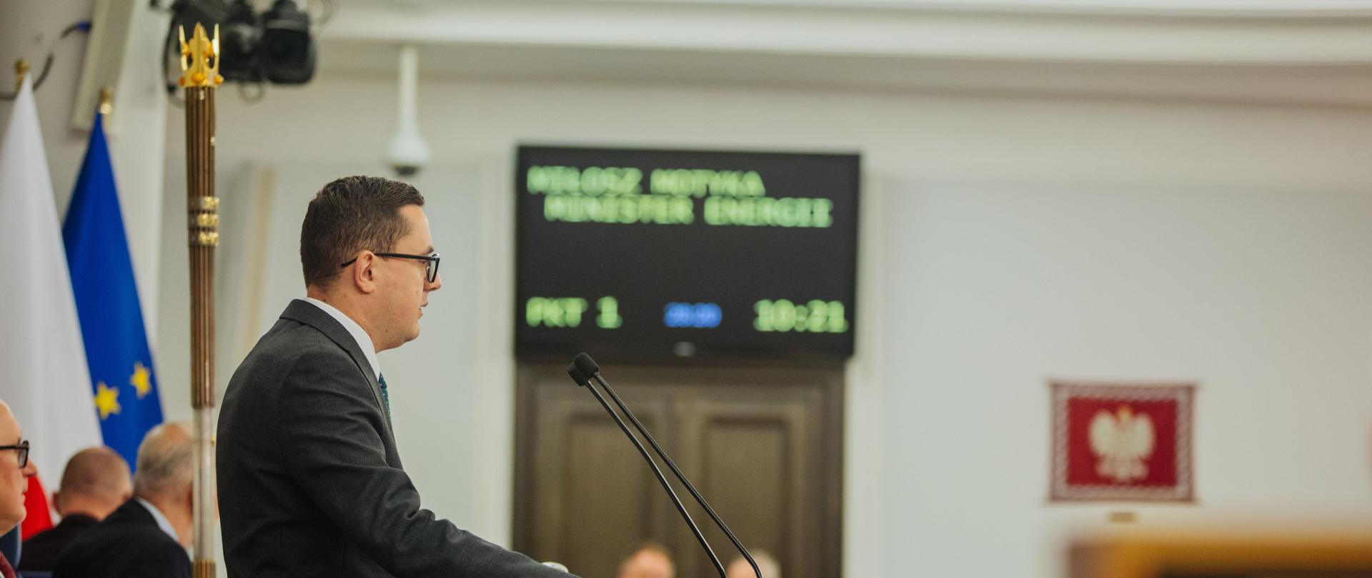 Senat przyjął dwie kluczowe ustawy 