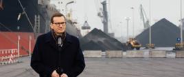 Premier w Porcie Gdańskim o rządowych rozwiązaniach dla gmin i mieszkańców w kwestii dystrybucji węgla