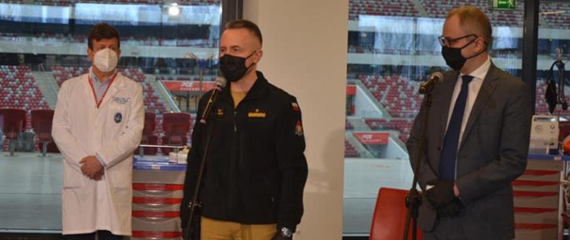 Zdjęcie przedstawia Komendanta Głównego PSP nadbryg. Andrzeja Bartkowiaka w trakcie przemówienia