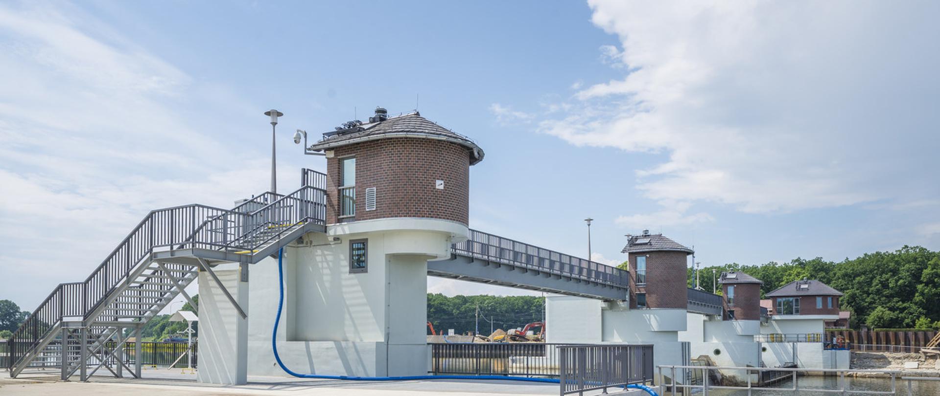 Jaz w Januszkowicach