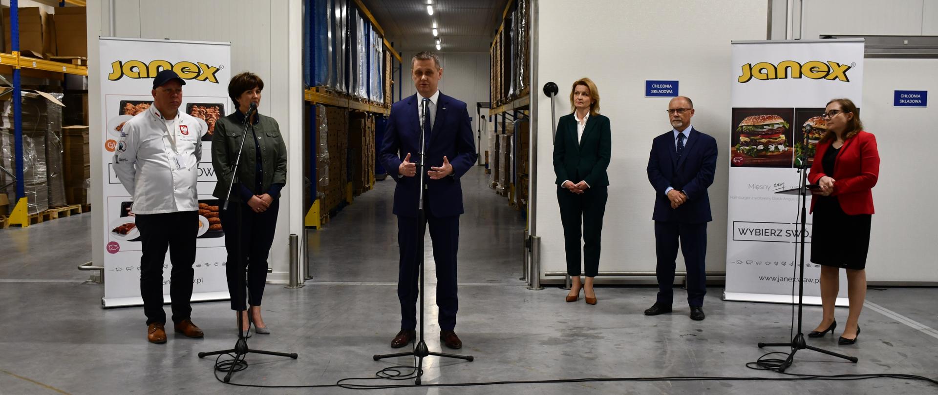 W województwie mazowieckim łączna kwota wsparcia osiągnęła poziom ponad 15,3 mld zł. Sama tarcza antykryzysowa to ok. 3,85 mld zł. 