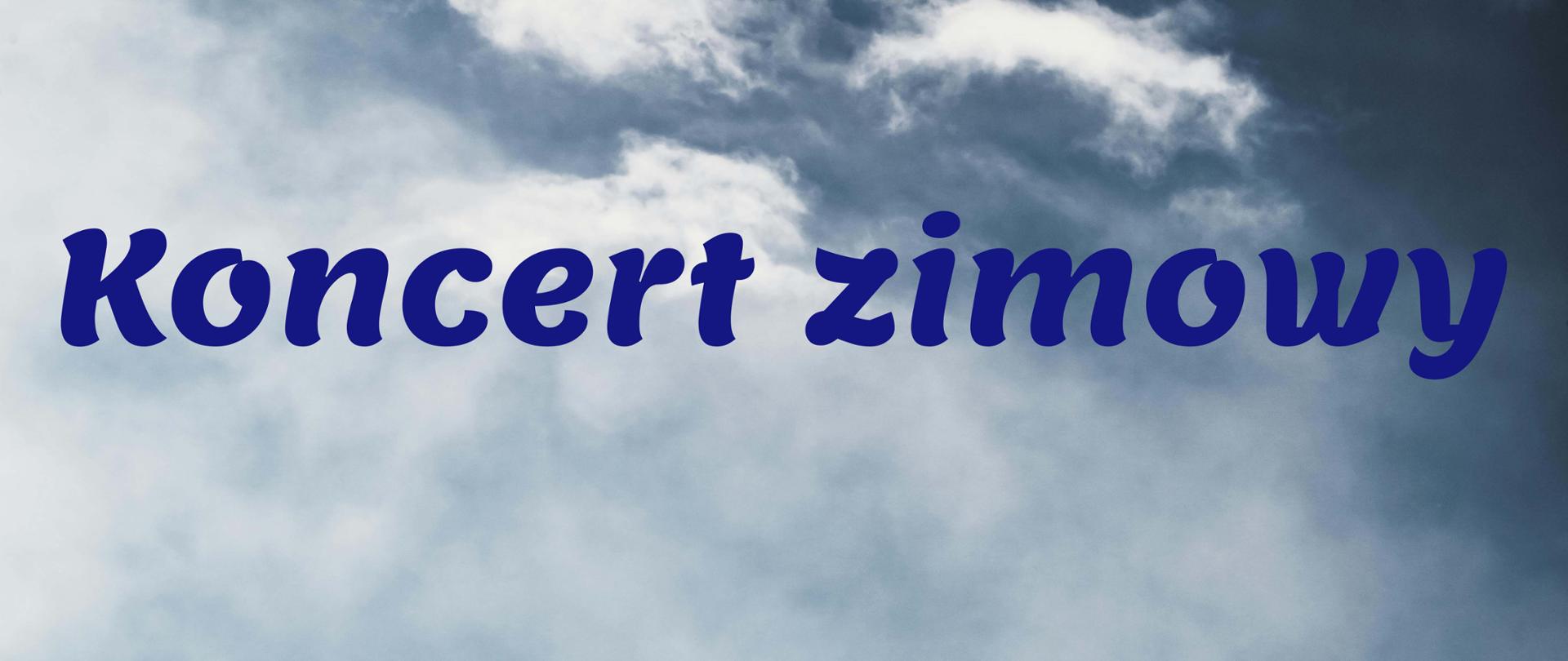 zimowa sceneria. Na środku drzewo bez liści. Napisy w kolorze niebieskim.